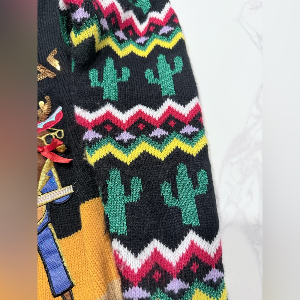Blizzard Bay Feliz Navidad Holiday Sweater - Picture 10 of 10